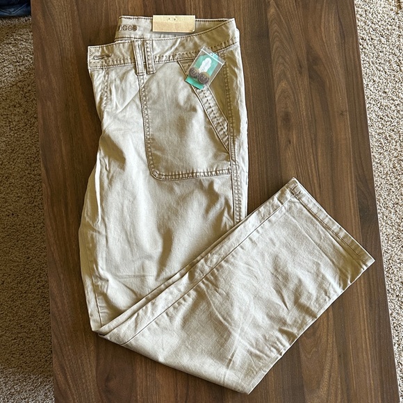 Maurices Tan Chinos - Picture 1 of 4